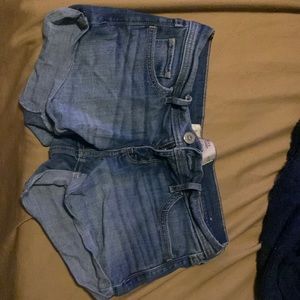 Hollister size 5 blue Jean shorts